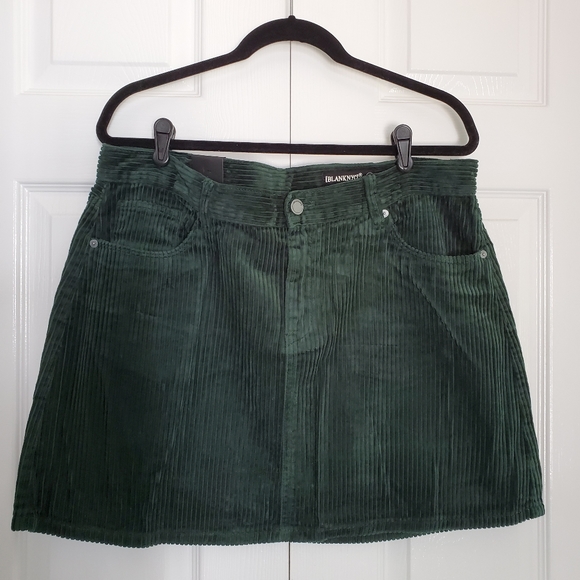 NWT Blank NYC Green Wide Wale Corduroy Mini Skirt - Picture 2 of 7